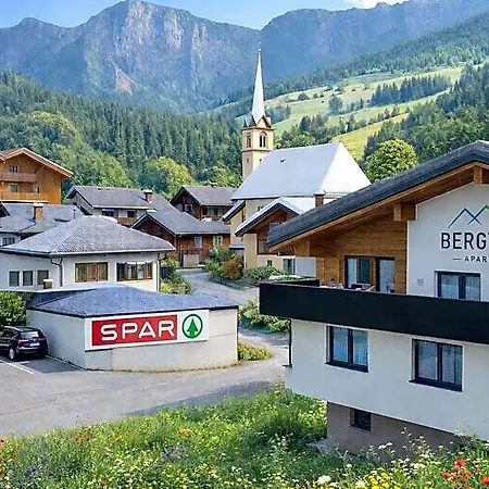 Apart-hotel Bergtraum 4*