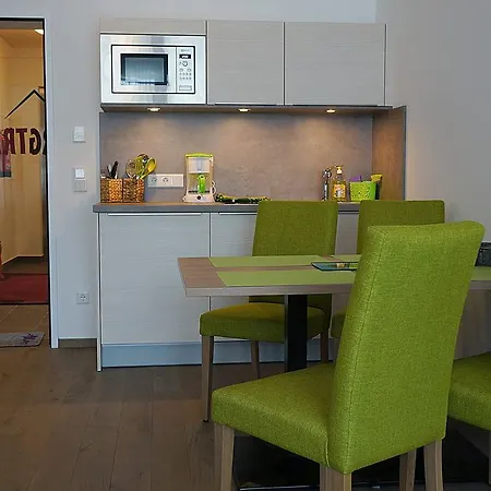 Bergtraum Aparthotel 2*