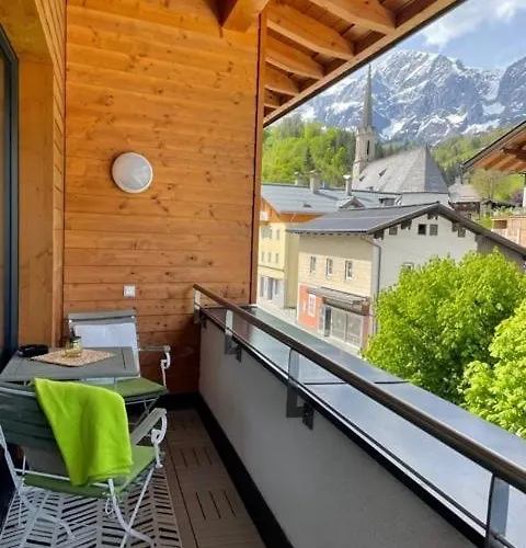 Bergtraum Lägenhetshotell 4*